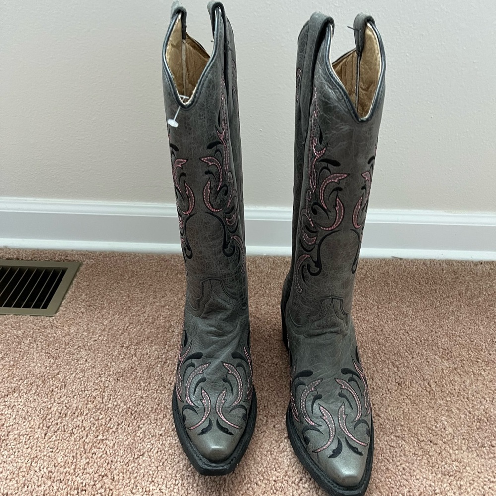 Vintage cowboy boots